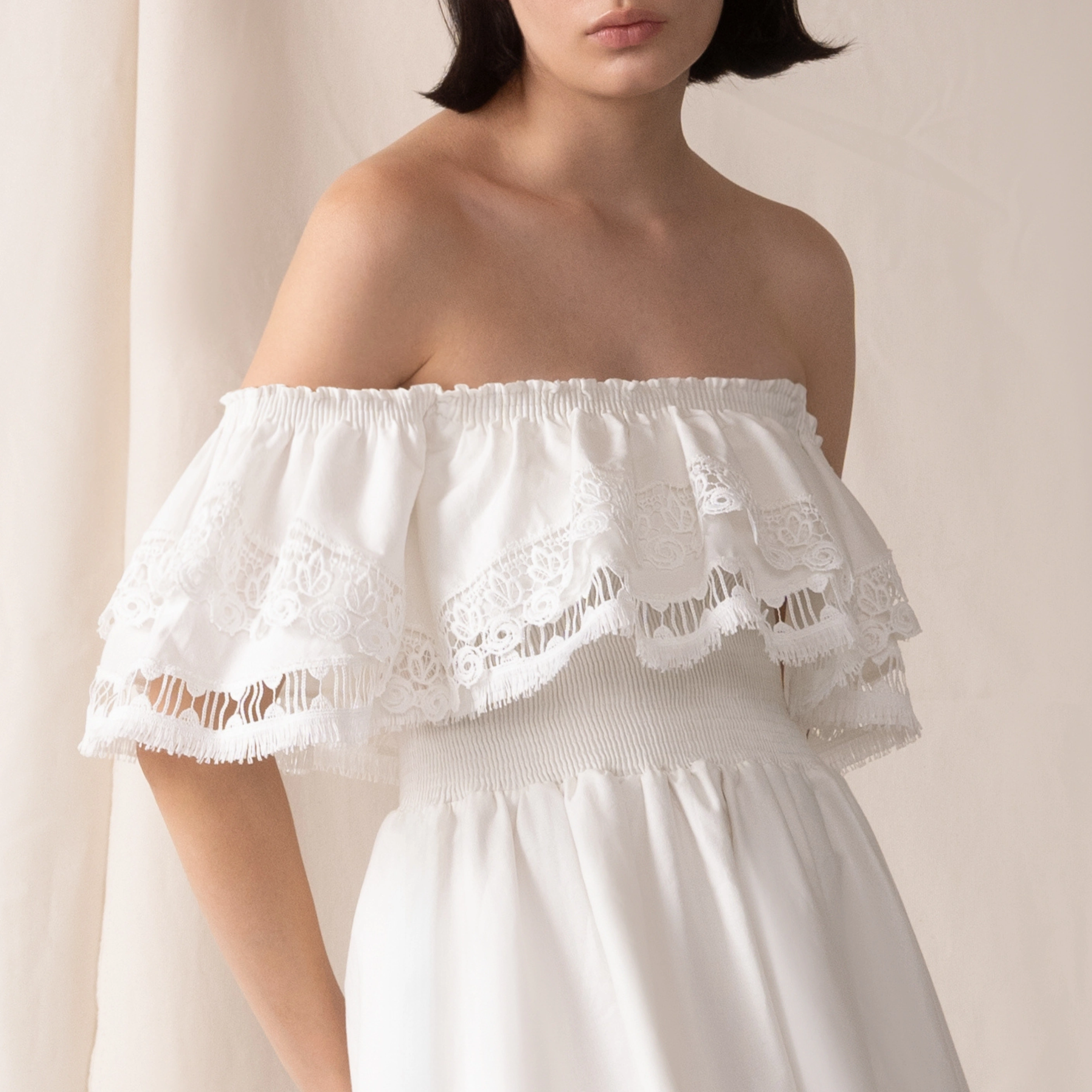 Wyatt Midi Jurk: Zomerse Droom, Flatterend Silhouet, Jouw Nieuwe Favoriete Outfit.