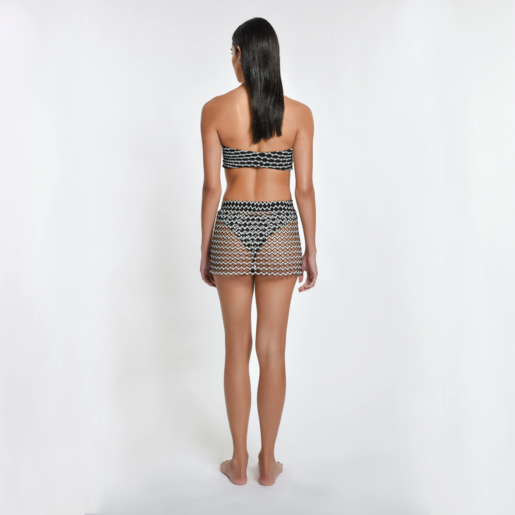 Zuri Minirokje: Zomerse vibes, flirterige stijl, perfect voor zonnige dagen. Bestel nu en straal!